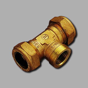 Тройник для меди  18*3/4" ВН.Р. /132