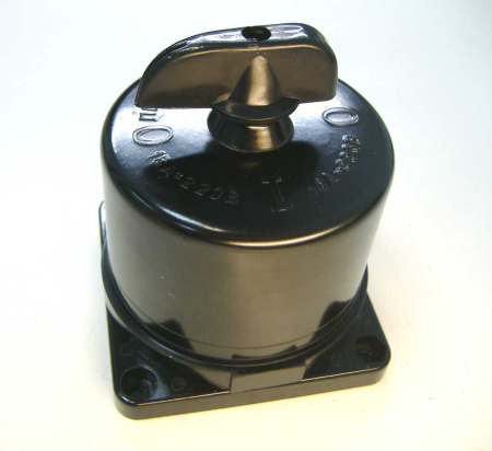 Выключатель пакетный в корпусе ВП3*16А/220V;10/380V IP-30